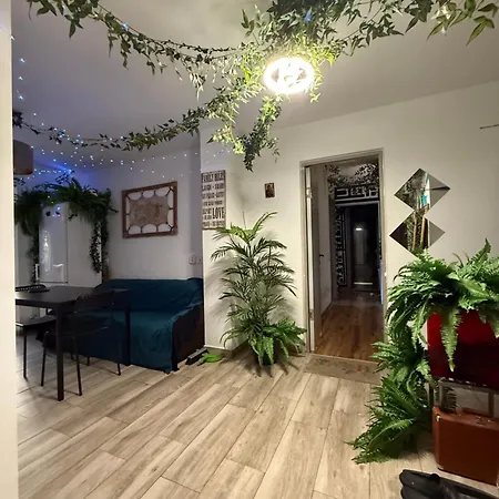 Green Apartment