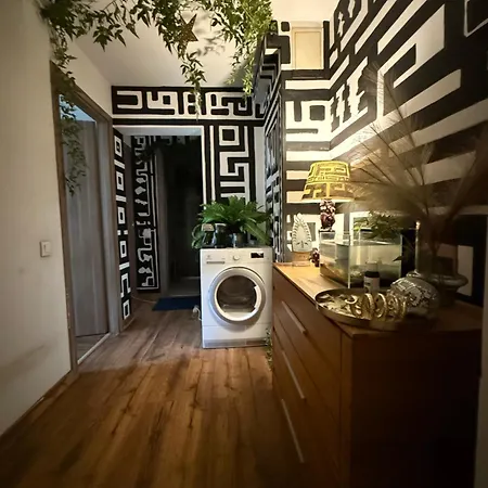 Green Apartment Apartment Bucharest